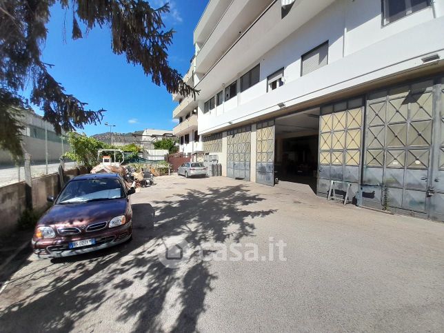 Capannone in commerciale in Via Zona Industriale Campigliano