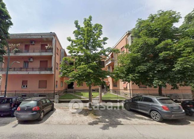 Appartamento in residenziale in Via degli Ippocastani 9
