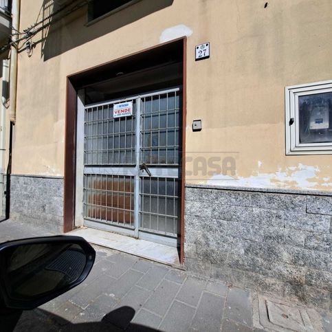 Negozio/locale commerciale in commerciale in
