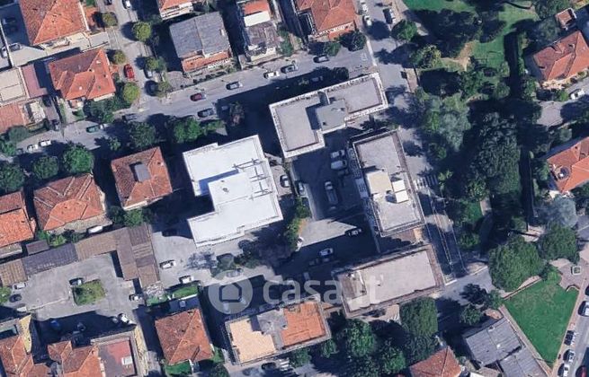 Box/posto auto in residenziale in Viale Adua