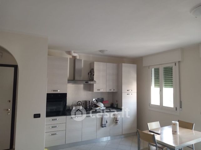 Appartamento in residenziale in Via Don Fornasini 51