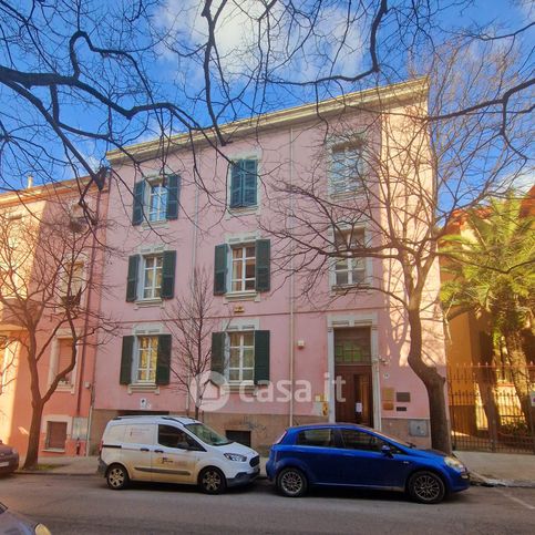 Appartamento in residenziale in Viale Caprera 30