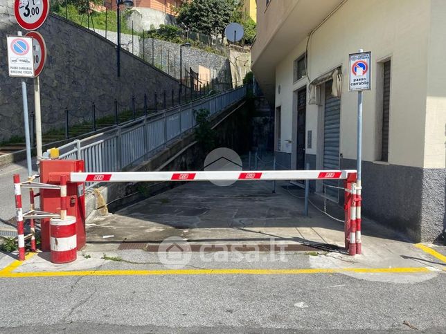 Garage/posto auto in residenziale in Via Ausonia 12