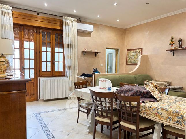 Casa indipendente in residenziale in Via Pisa 52