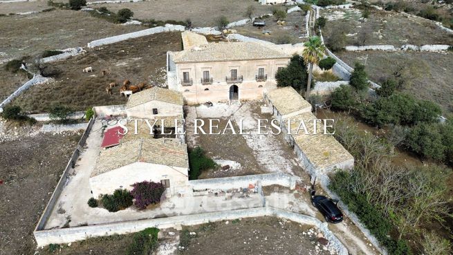 Terreno agricolo in commerciale in Contrada tribastoni