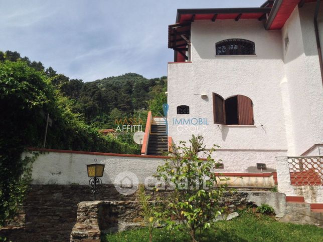 Casa indipendente in residenziale in Via del Palazzo 11