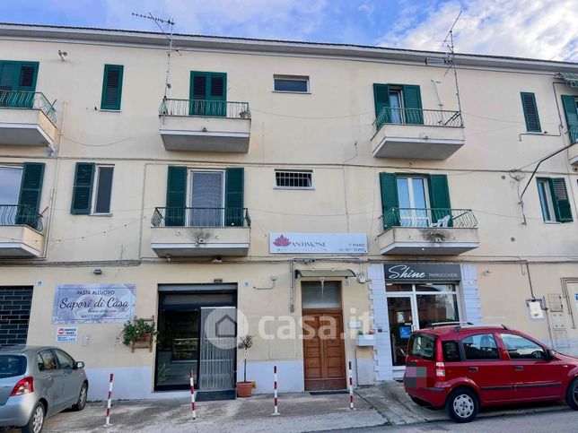 Appartamento in residenziale in Via dei Peligni 150