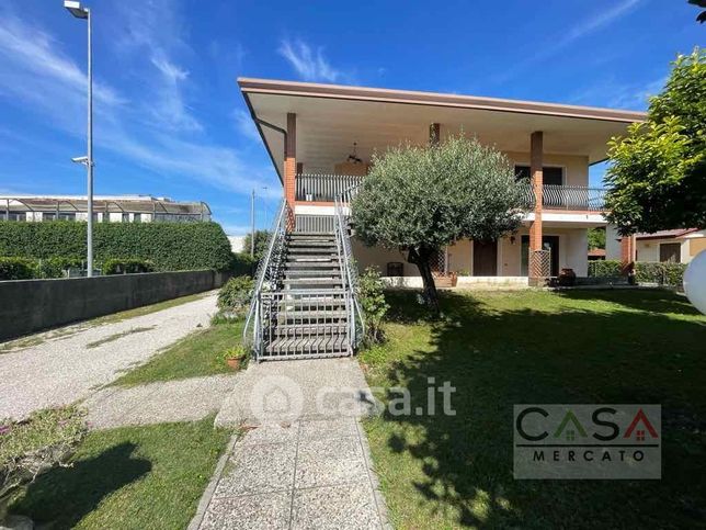 Appartamento in residenziale in Viale de la Comina