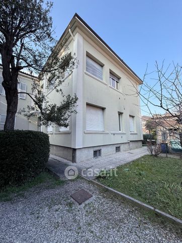 Appartamento in residenziale in Via Giacomo Leopardi