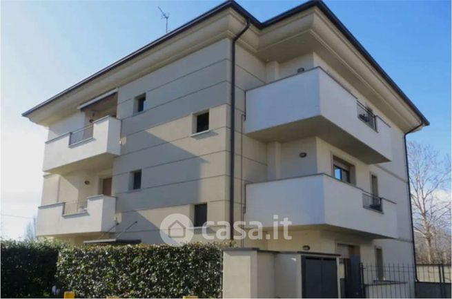 Appartamento in residenziale in Via Solferino 11