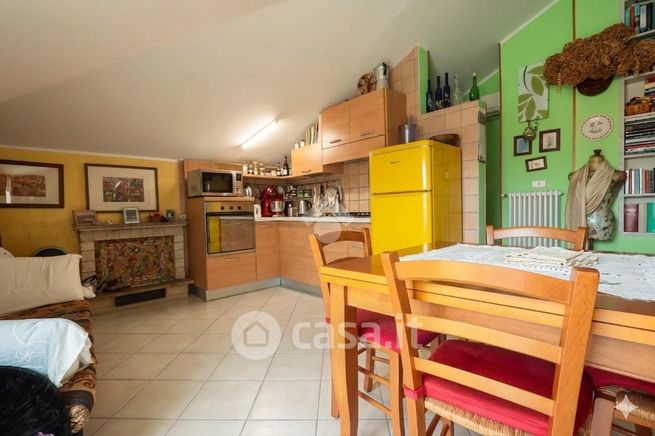 Appartamento in residenziale in Via Firenze 85