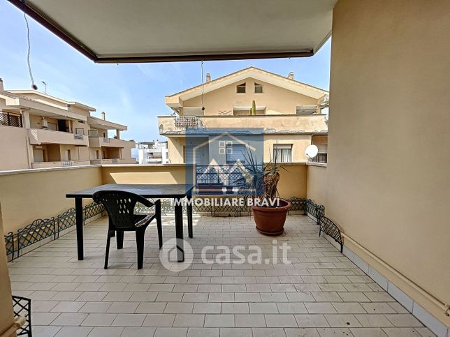 Appartamento in residenziale in Via SAFFI 2