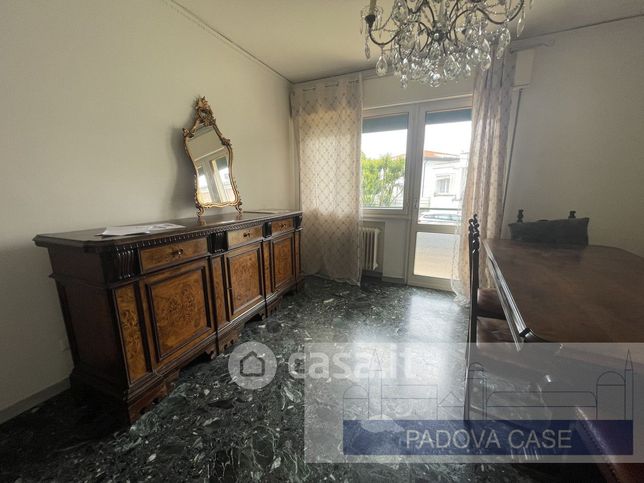 Appartamento in residenziale in Via Matilde Serao