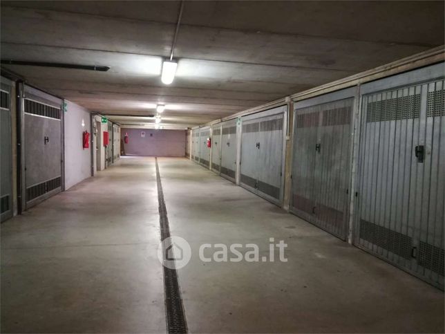 Box/posto auto in residenziale in 