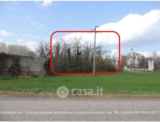 Terreno agricolo in commerciale in Via F. M. Visconti