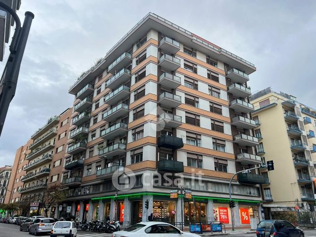 Appartamento in residenziale in Via Emanuele Notarbartolo 44