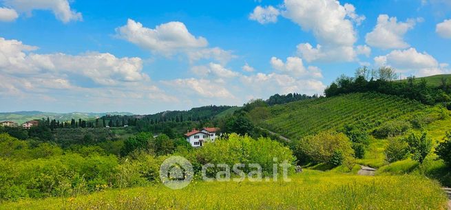 Terreno agricolo in commerciale in 