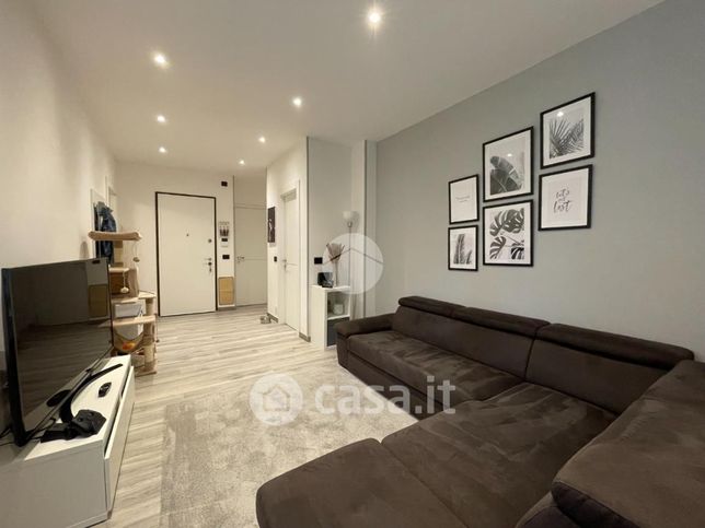 Appartamento in residenziale in Via Alfano 2