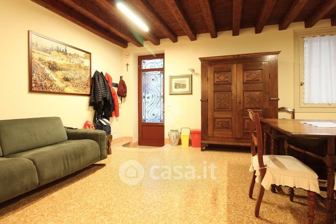 Appartamento in residenziale in Via Camillo Cavour 9