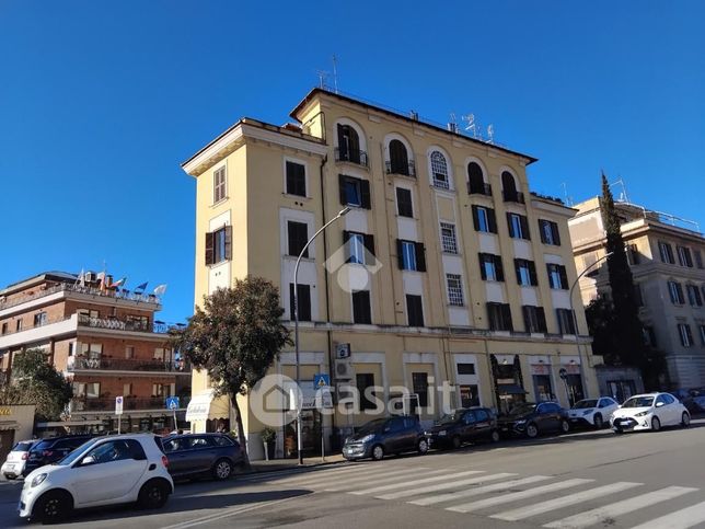 Appartamento in residenziale in Via degli Orti della Farnesina 3
