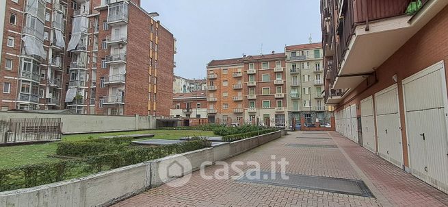 Box/posto auto in residenziale in Corso Peschiera 338