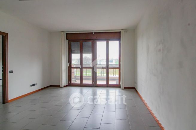 Ufficio in commerciale in Via Daniel Bovet 15