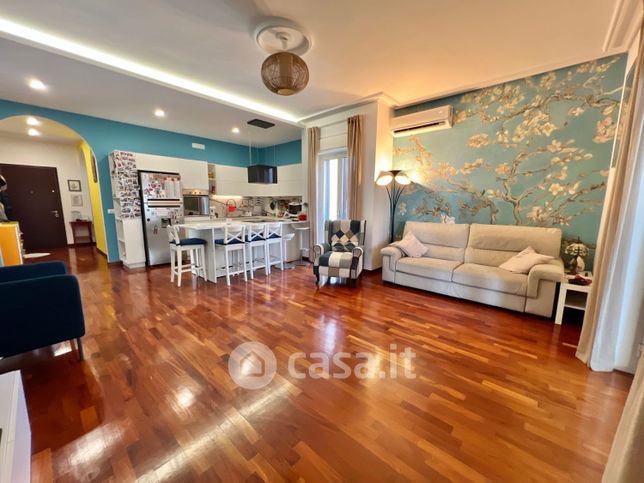 Appartamento in residenziale in Via Selinunte