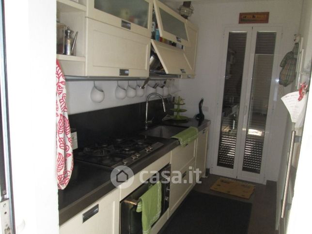 Casa indipendente in residenziale in Giannella