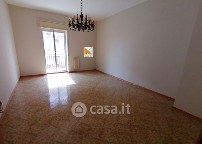 Ufficio in commerciale in Viale Santa Panagia 126