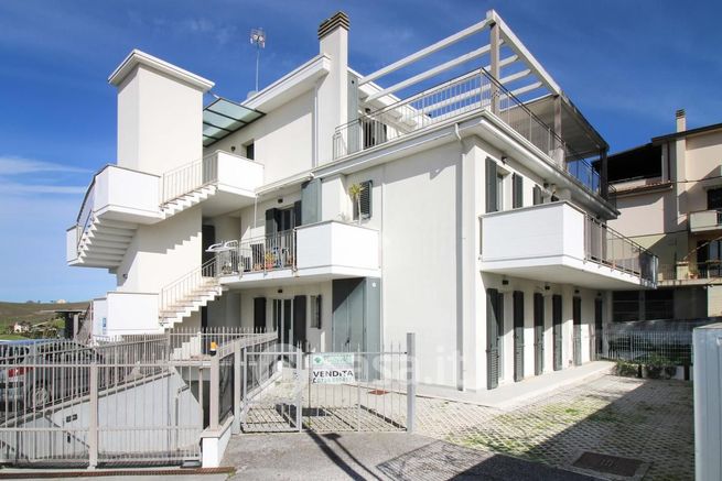 Appartamento in residenziale in Via Costanzo Mazzoni 34