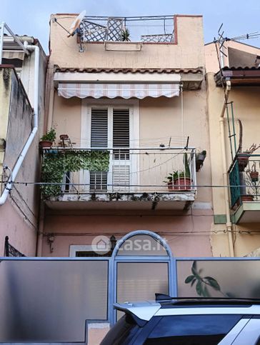 Casa indipendente in residenziale in Via Consolare Valeria 134