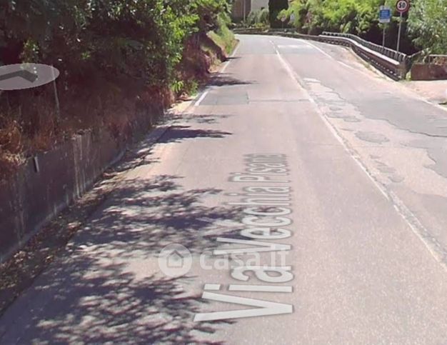 Terreno agricolo in commerciale in Via Vecchia Pisana