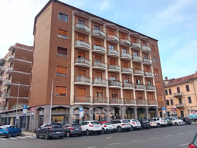 Appartamento in residenziale in Via Edmondo de Amicis 3