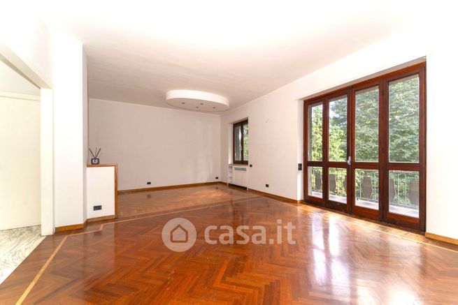 Appartamento in residenziale in Strada del Ponte Verde