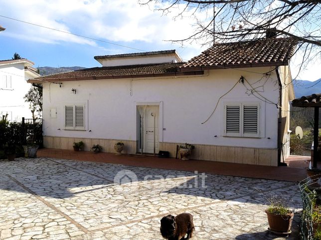 Casa indipendente in residenziale in Via Casamarina 41