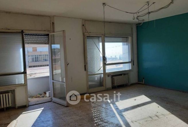Appartamento in residenziale in Via Alessandro Manzoni 131