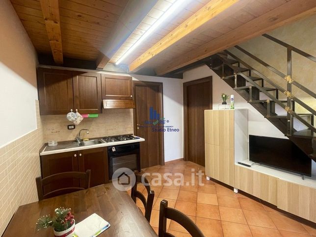 Casa indipendente in residenziale in Via Bambino