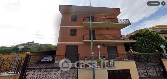 Appartamento in residenziale in Via Tremestieri Etneo 36