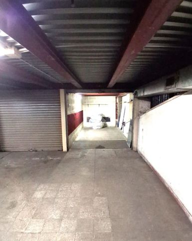 Box/posto auto in residenziale in Via Virginia