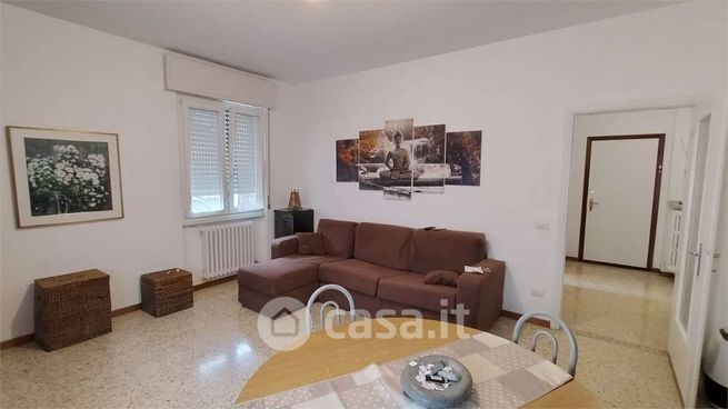 Appartamento in residenziale in Via Castagneta 71
