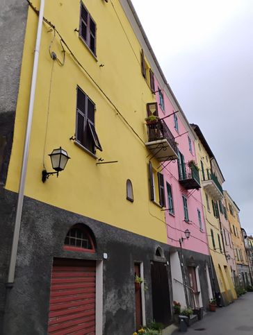 Appartamento in residenziale in Via Giuseppe Cesio 38