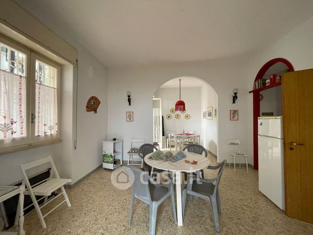 Casa bi/trifamiliare in residenziale in Via del Faro 2