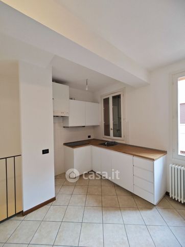 Casa indipendente in residenziale in 