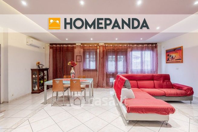 Appartamento in residenziale in Via Alpi Graie 32