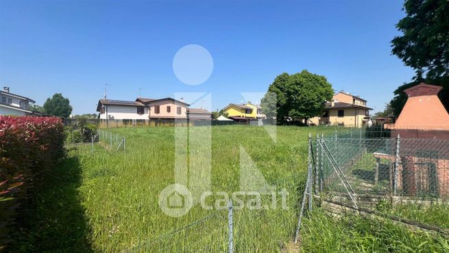 Terreno edificabile in residenziale in 