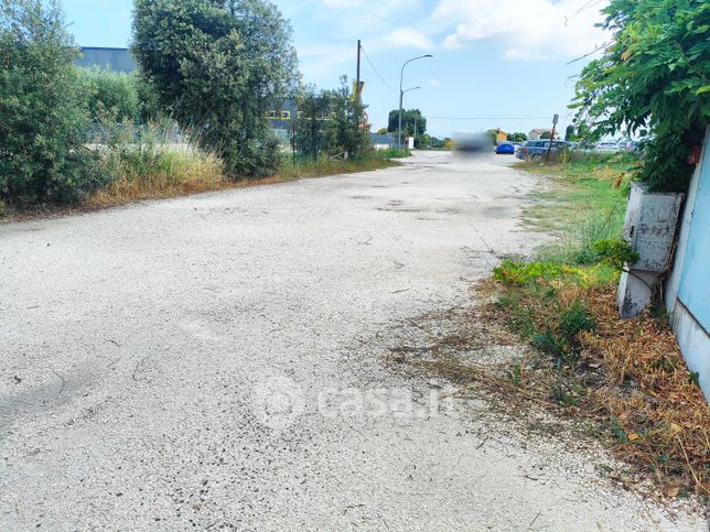 Terreno agricolo in commerciale in Via Molise