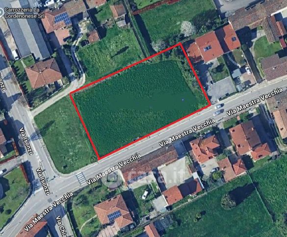 Terreno edificabile in residenziale in Via Maestra Vecchia 33
