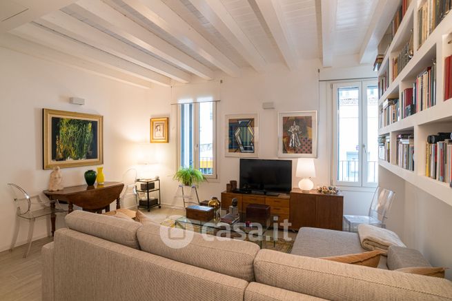 Appartamento in residenziale in Piazza Giovanni Amendola 11