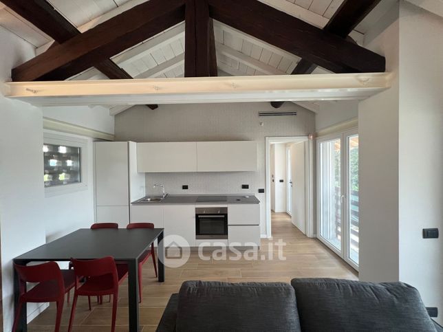 Appartamento in residenziale in Via per Carpiano