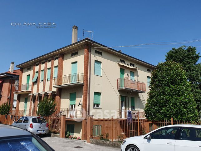 Appartamento in residenziale in Via Numana
